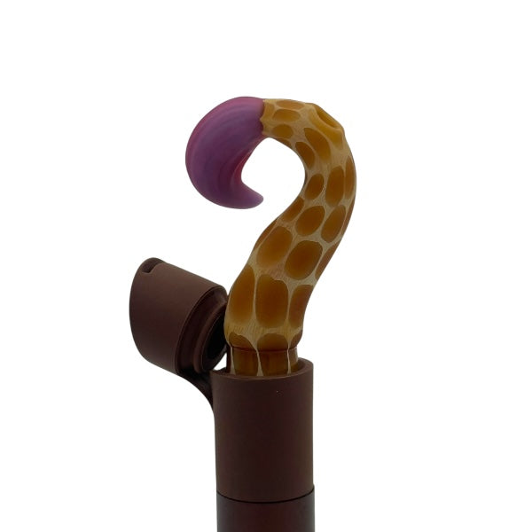 Robertson Giraffe Tail Pivot Top