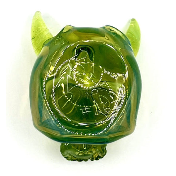 Sweeney Glass Skull Pendy